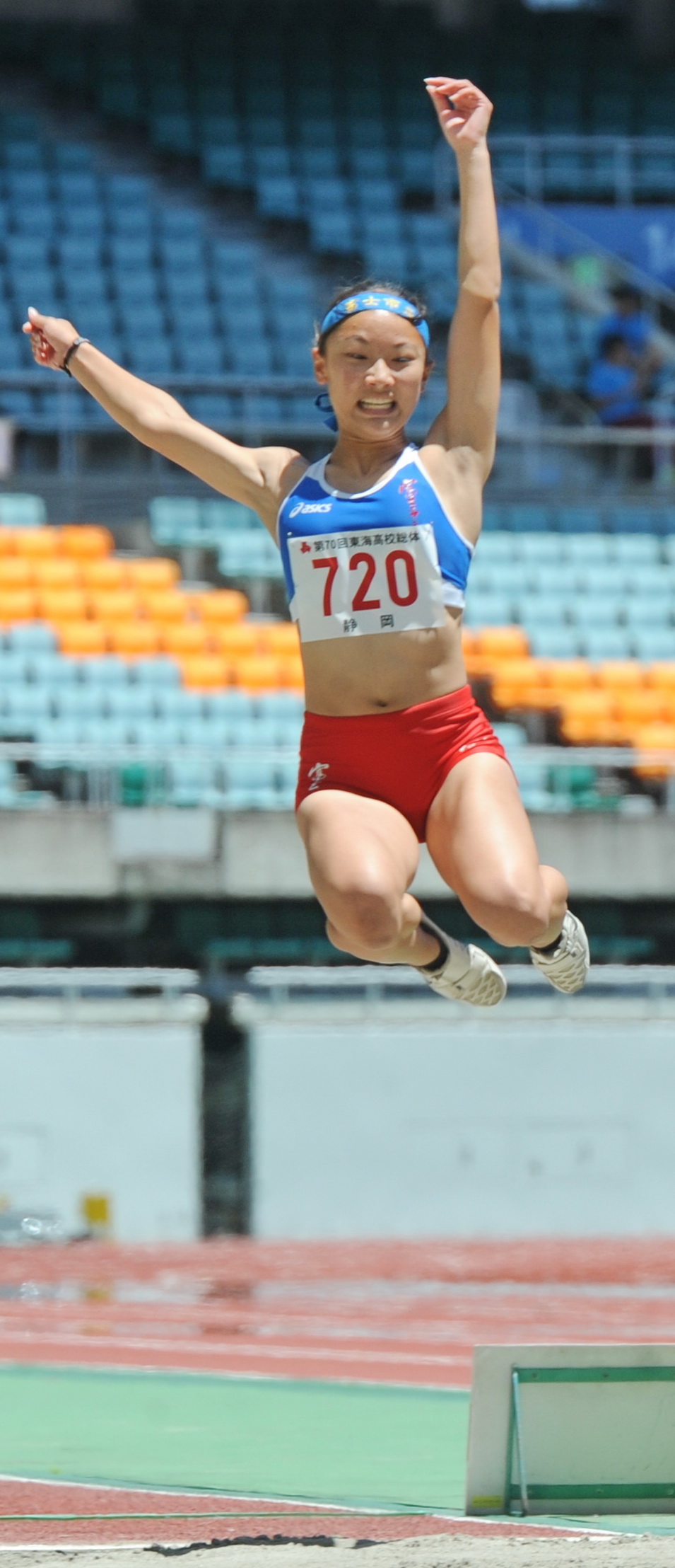 1日目に６メートル18で優勝した富士市立・小針