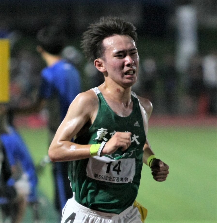 全日本大学駅伝関東学連推薦校選考会で力走する東農大・並木（撮影・藤塚大輔）