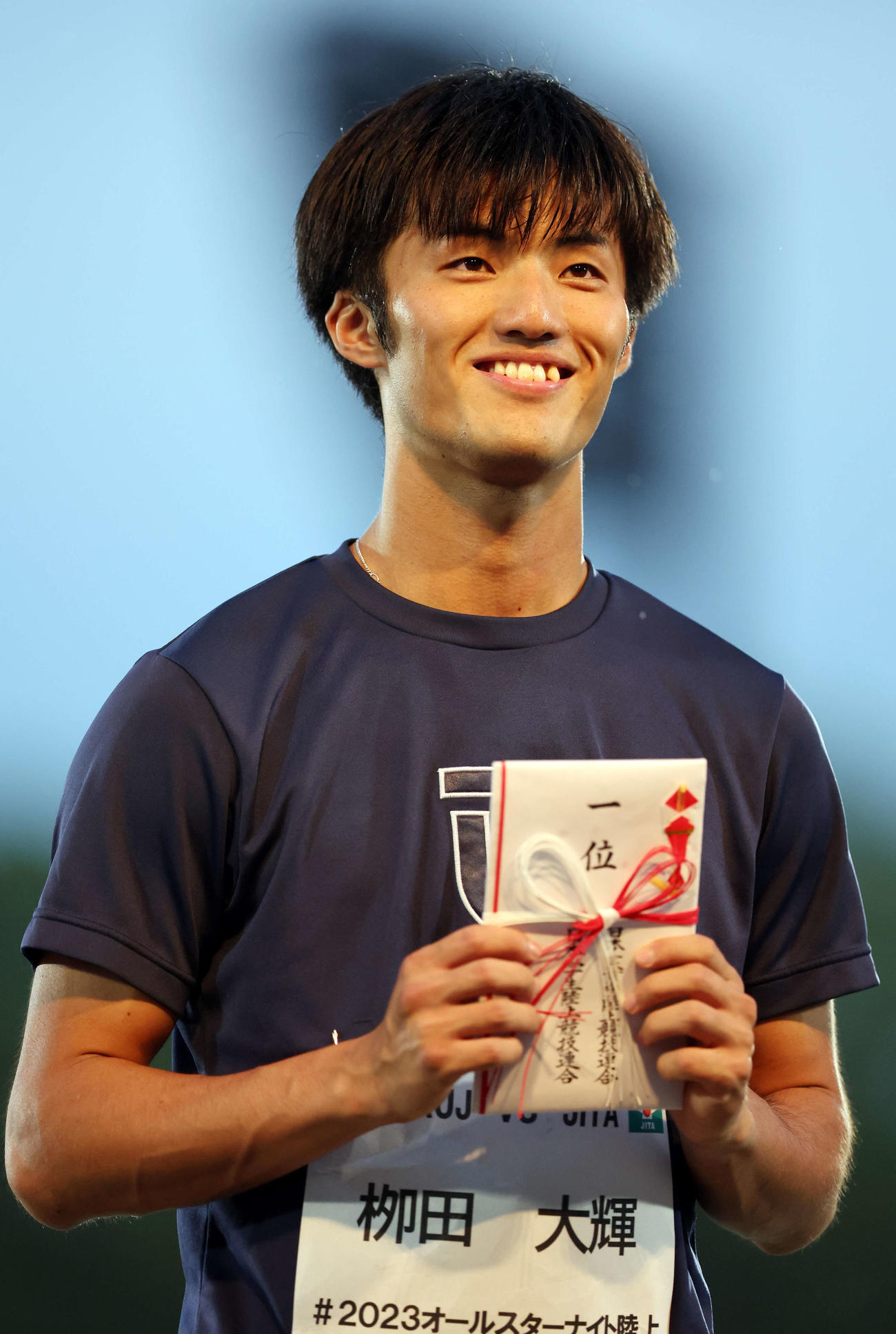 男子100メートル決勝で1位となった柳田（撮影・宮地輝）