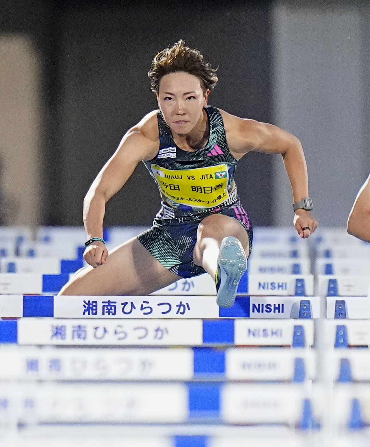 女子100メートル障害　2位の寺田明日香（共同）