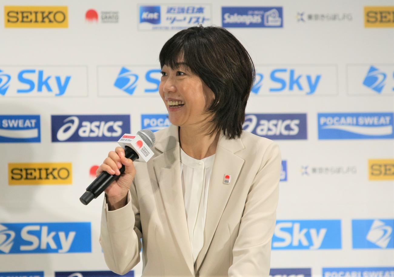 MGC出場選手発表会に登壇した高橋尚子さん（撮影・藤塚大輔）