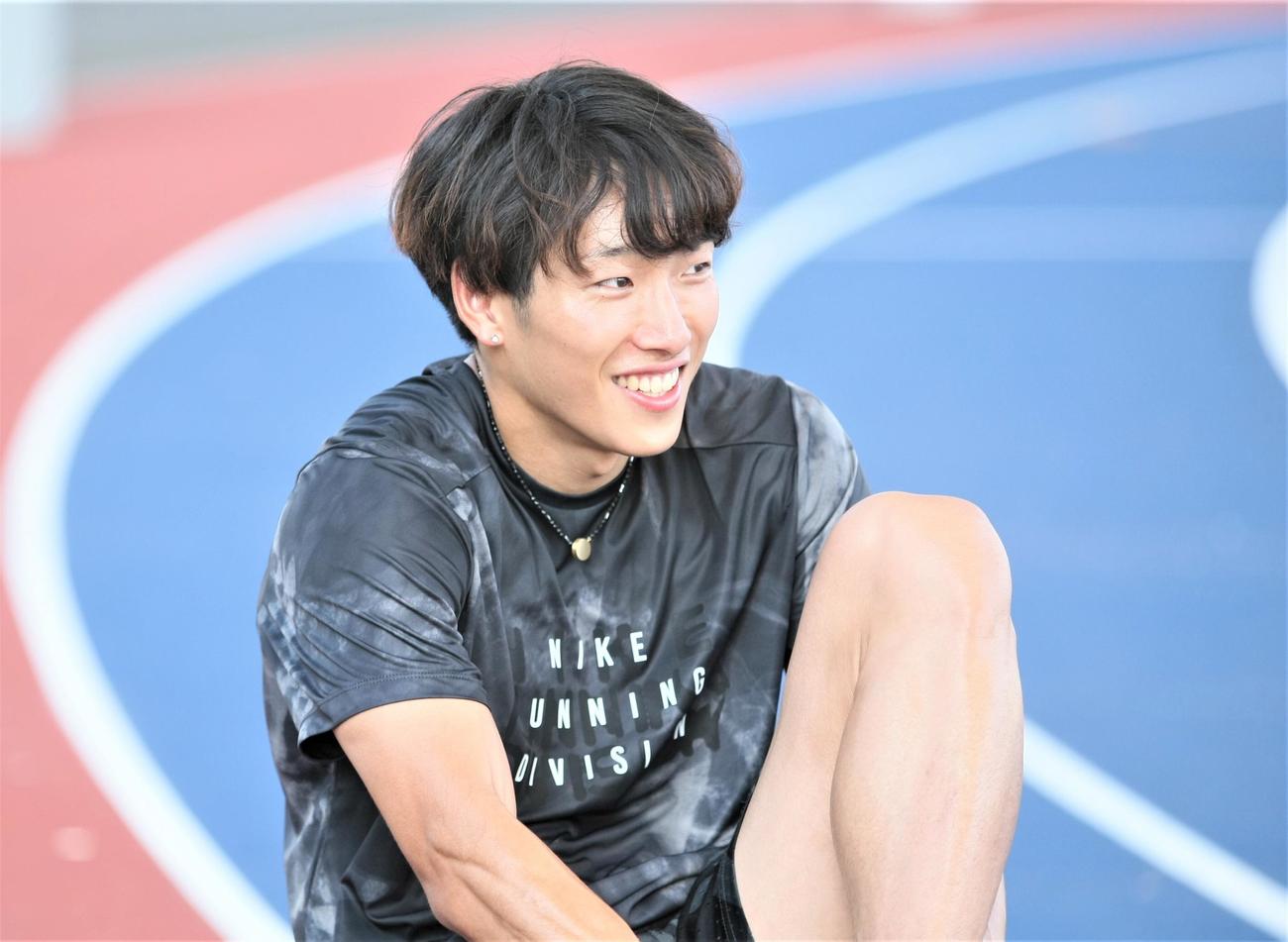 都内で公開練習に臨んだ陸上男子の泉谷（撮影・藤塚大輔）