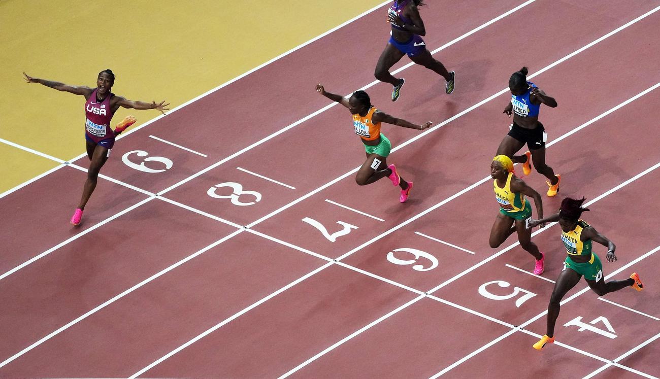 女子100ｍ決勝　優勝したのはリチャードソン（ロイター）
