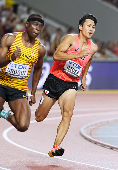 男子200メートル準決勝　力走する飯塚翔太（共同）