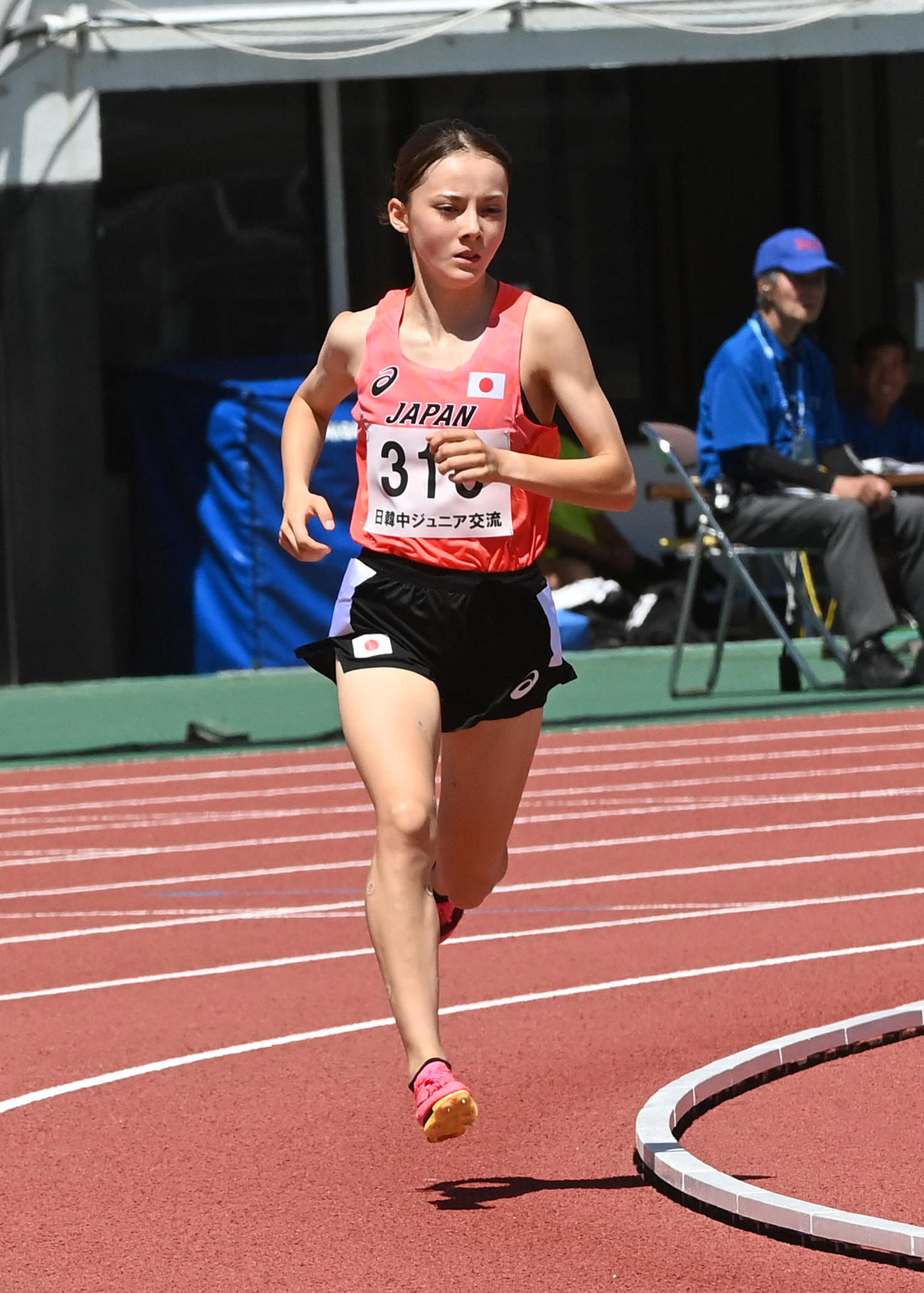 女子1500メートルで力走するドルーリー朱瑛里（撮影・前岡正明）