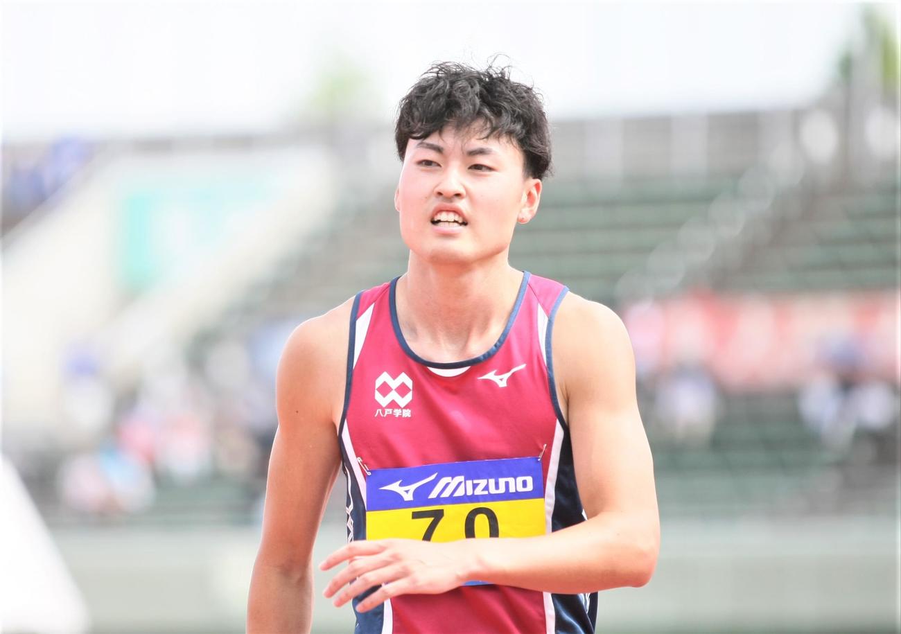日本学生対校選手権男子100メートル準決勝　1組3着で決勝進出を決めた八戸学院大・灰玉平（撮影・藤塚大輔）