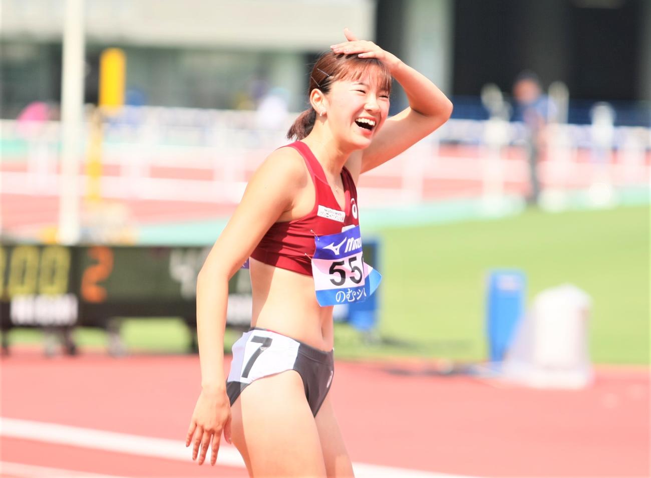 日本学生対校選手権女子400メートル障害準決勝　58秒01で決勝進出を決めた立命館大・山本（撮影・藤塚大輔）