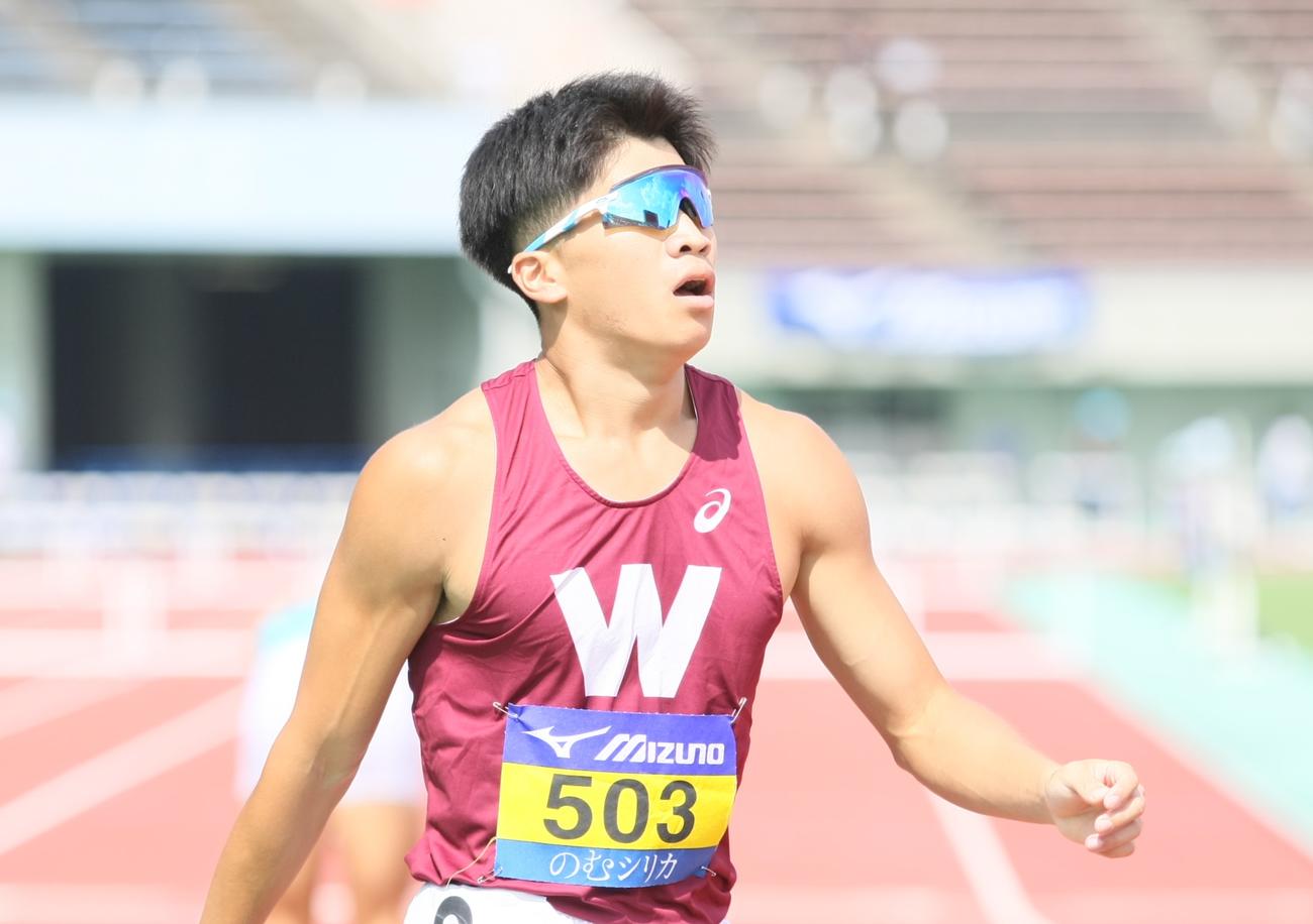 日本学生対校選手権男子400メートル障害準決勝　49秒04で決勝進出を決めた早大・金本（撮影・藤塚大輔）