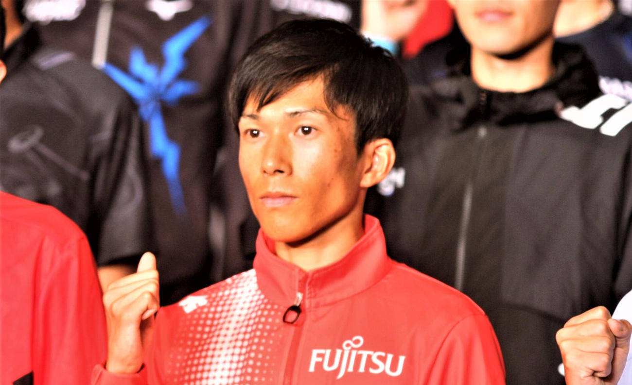 マラソングランドチャンピオンシップ（MGC）の出場選手会見に出席した鈴木（撮影・藤塚大輔）