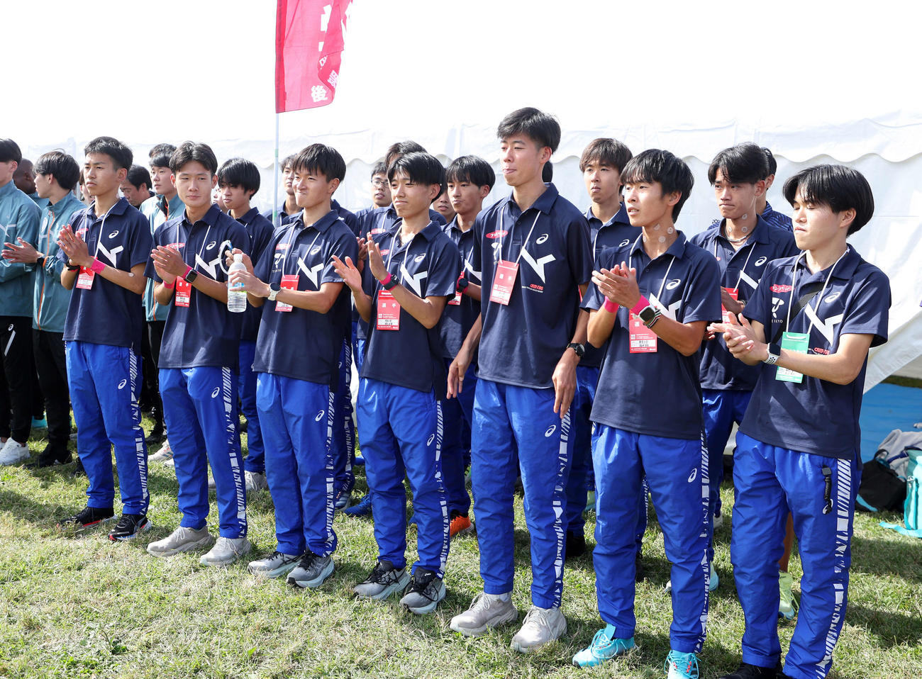 本戦出場を決めた帝京大の選手たち（撮影・鈴木正人）