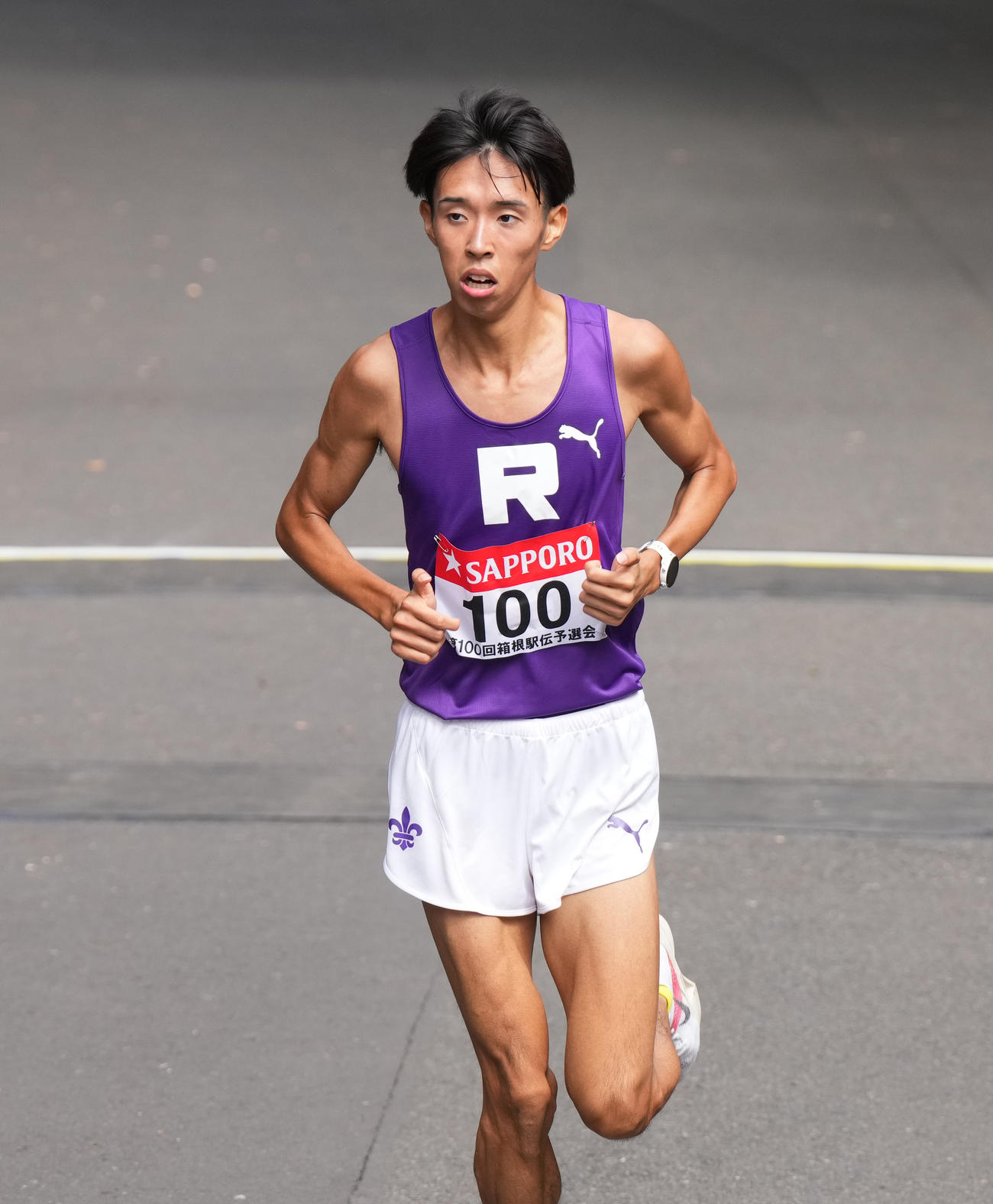 14位でゴールする立大・関口（撮影・菅敏）