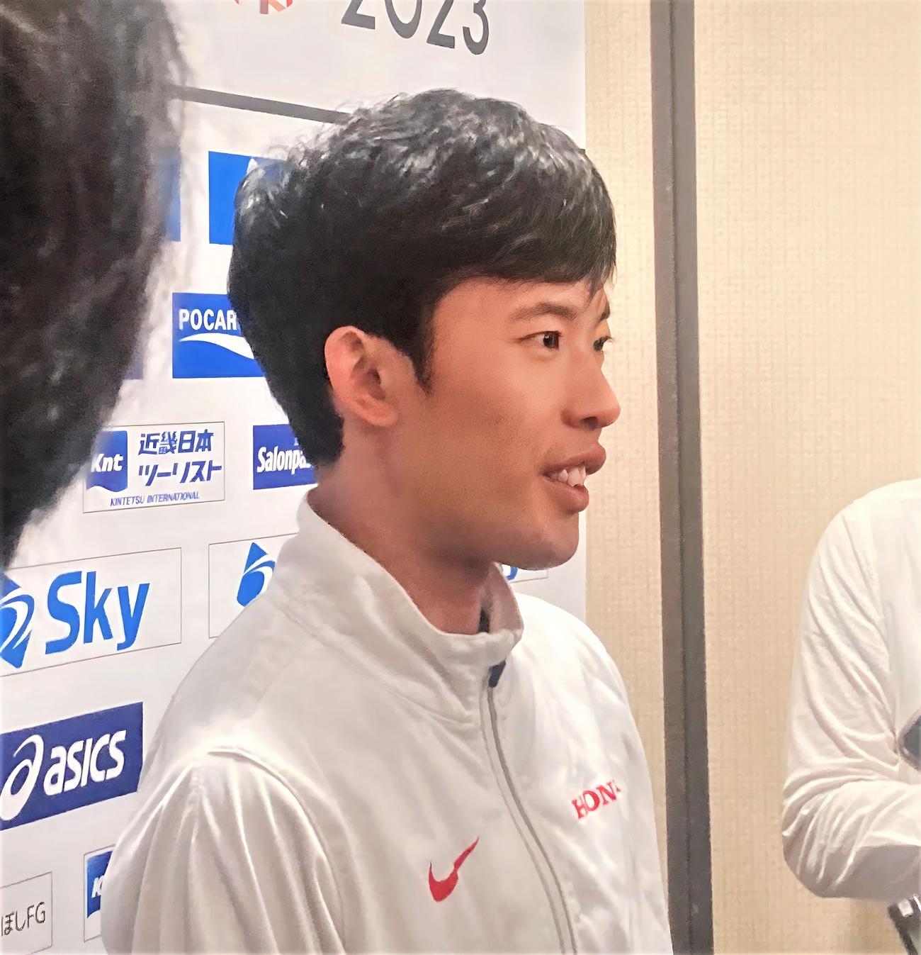 MGCでパリ五輪代表に内定した男子マラソンの小山（撮影・藤塚大輔）