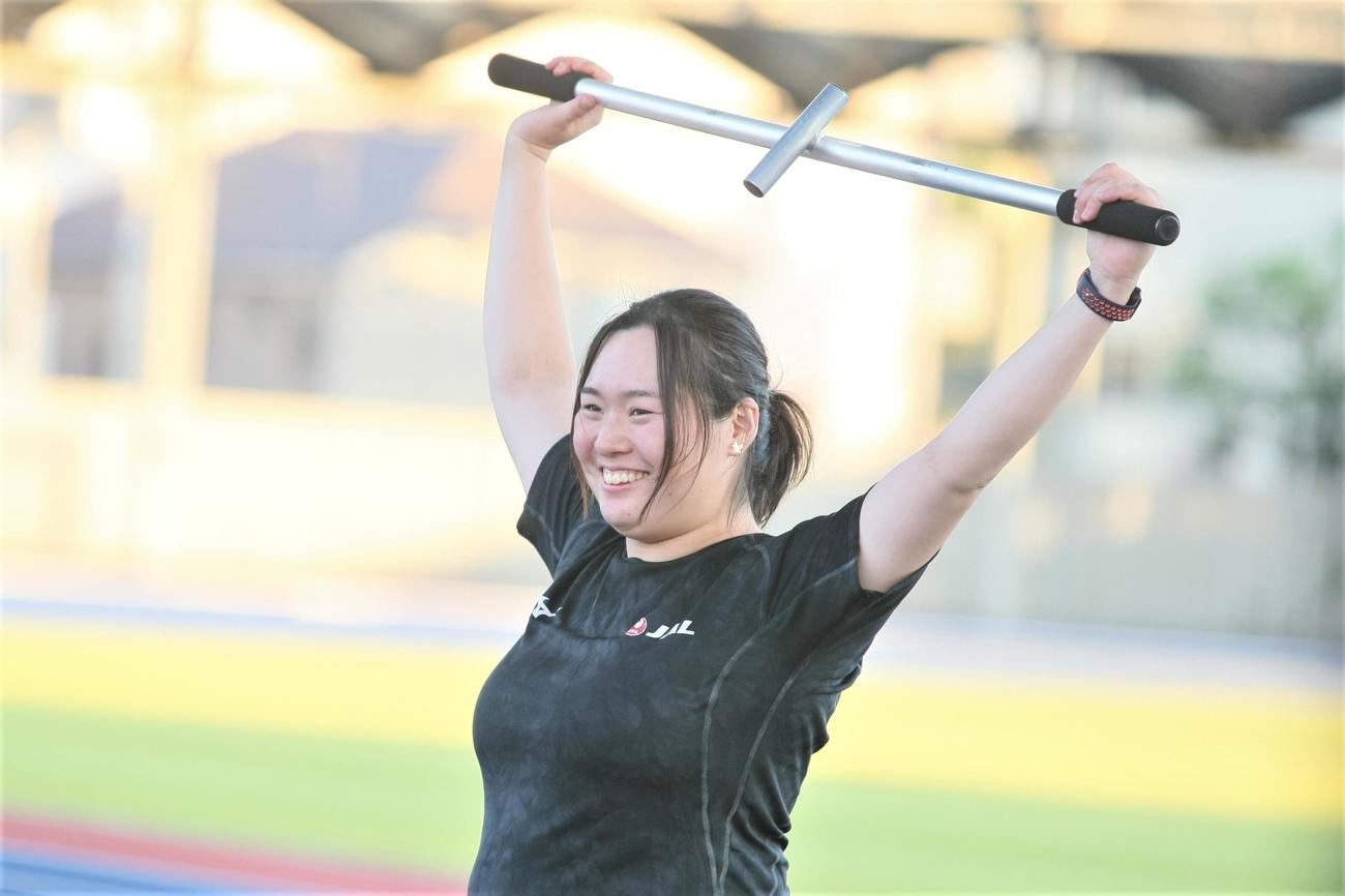 都内で練習を公開した陸上女子やり投げ北口（撮影・藤塚大輔）