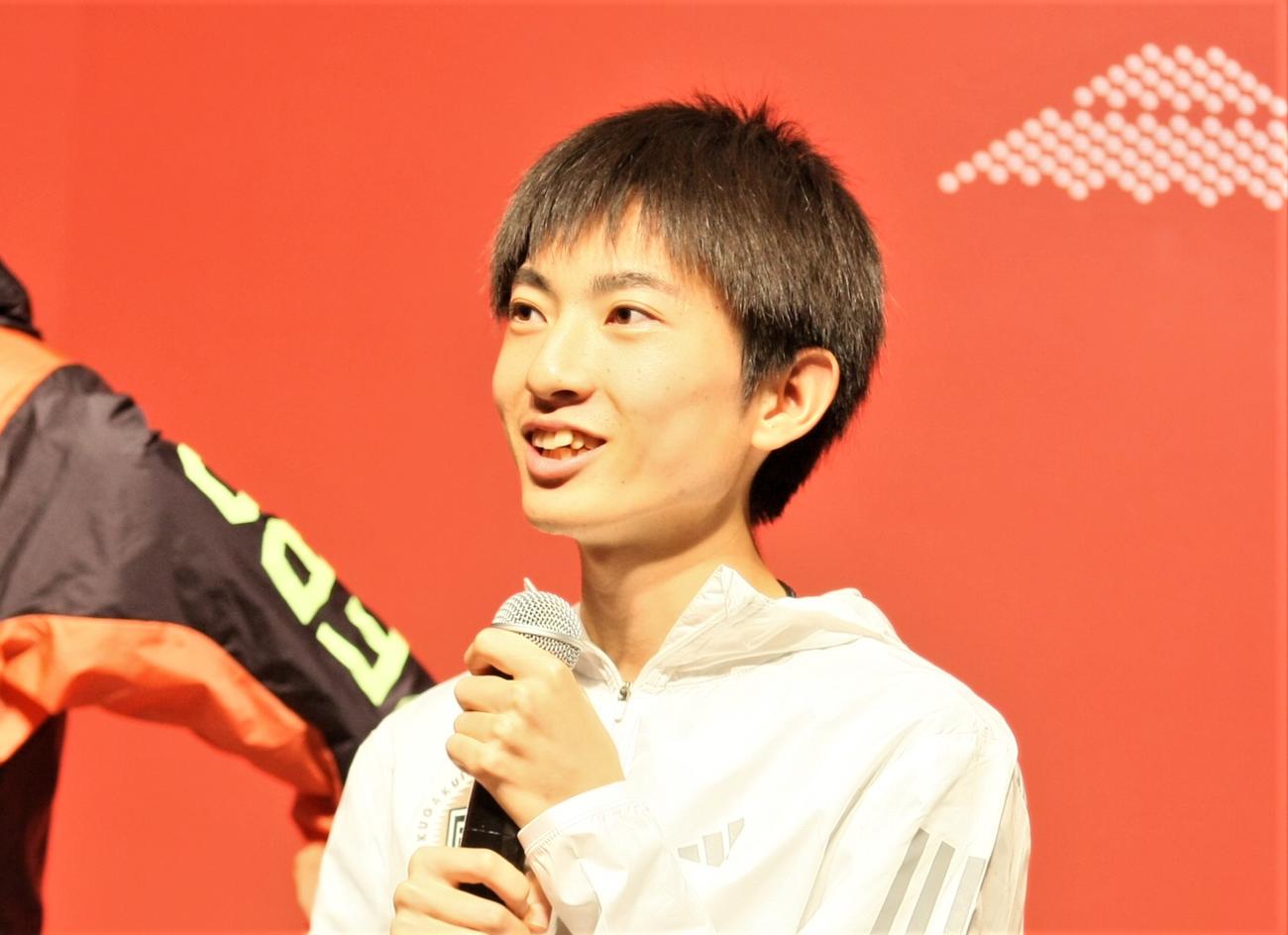 アディダスの新商品イベントに登場した国学院大・平林（撮影・藤塚大輔）