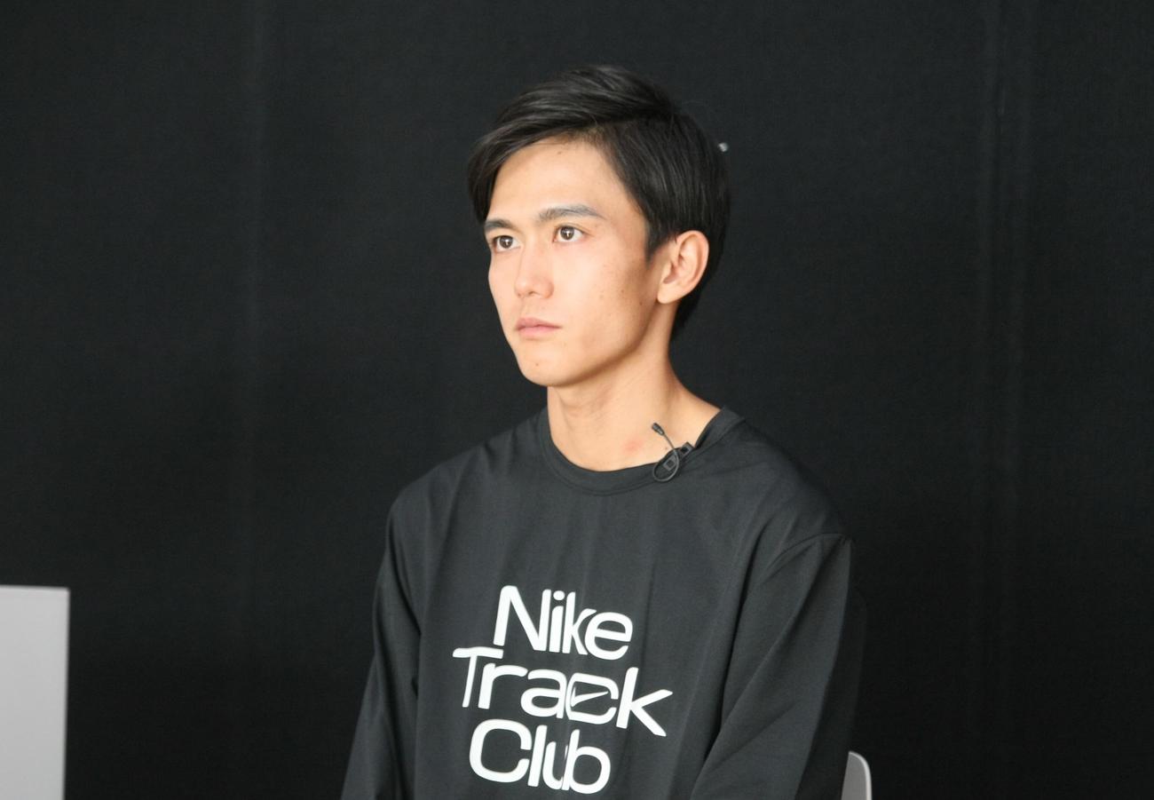 ナイキのシューズに関する取材会に出席した大迫（撮影・藤塚大輔）