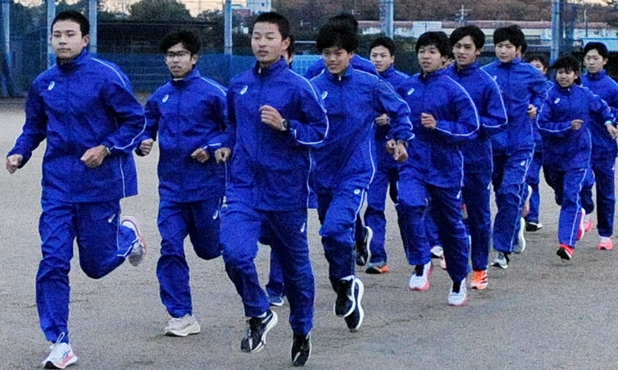 本番に向けて練習に取り組む浜松日体の選手たち