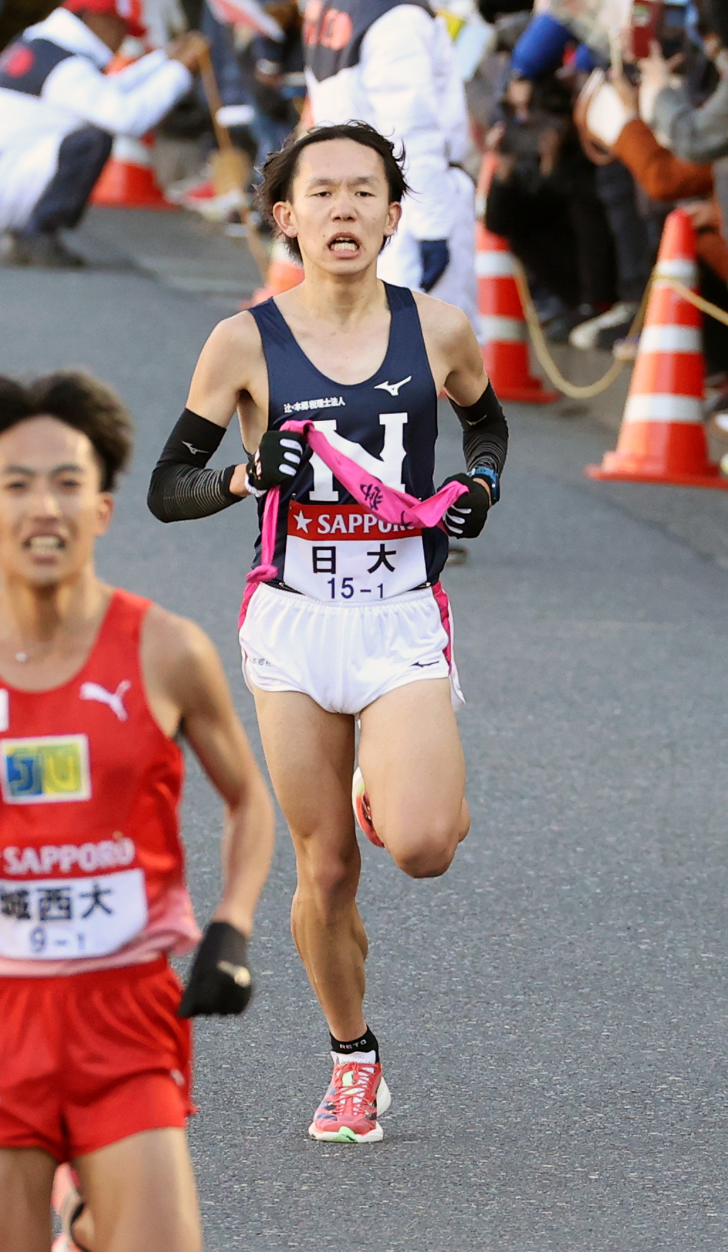 1区を走る日大1区西村（撮影・大野祥一）