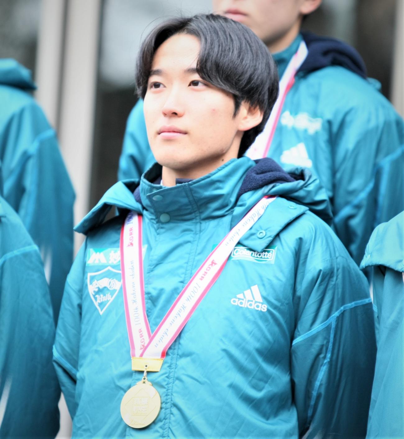 箱根駅伝優勝報告会に出席した佐藤（撮影・藤塚大輔）