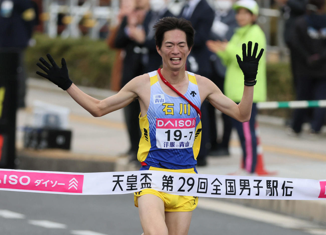 全国男子駅伝　47位でゴールの石川アンカー福村拳太（撮影・加藤孝規）