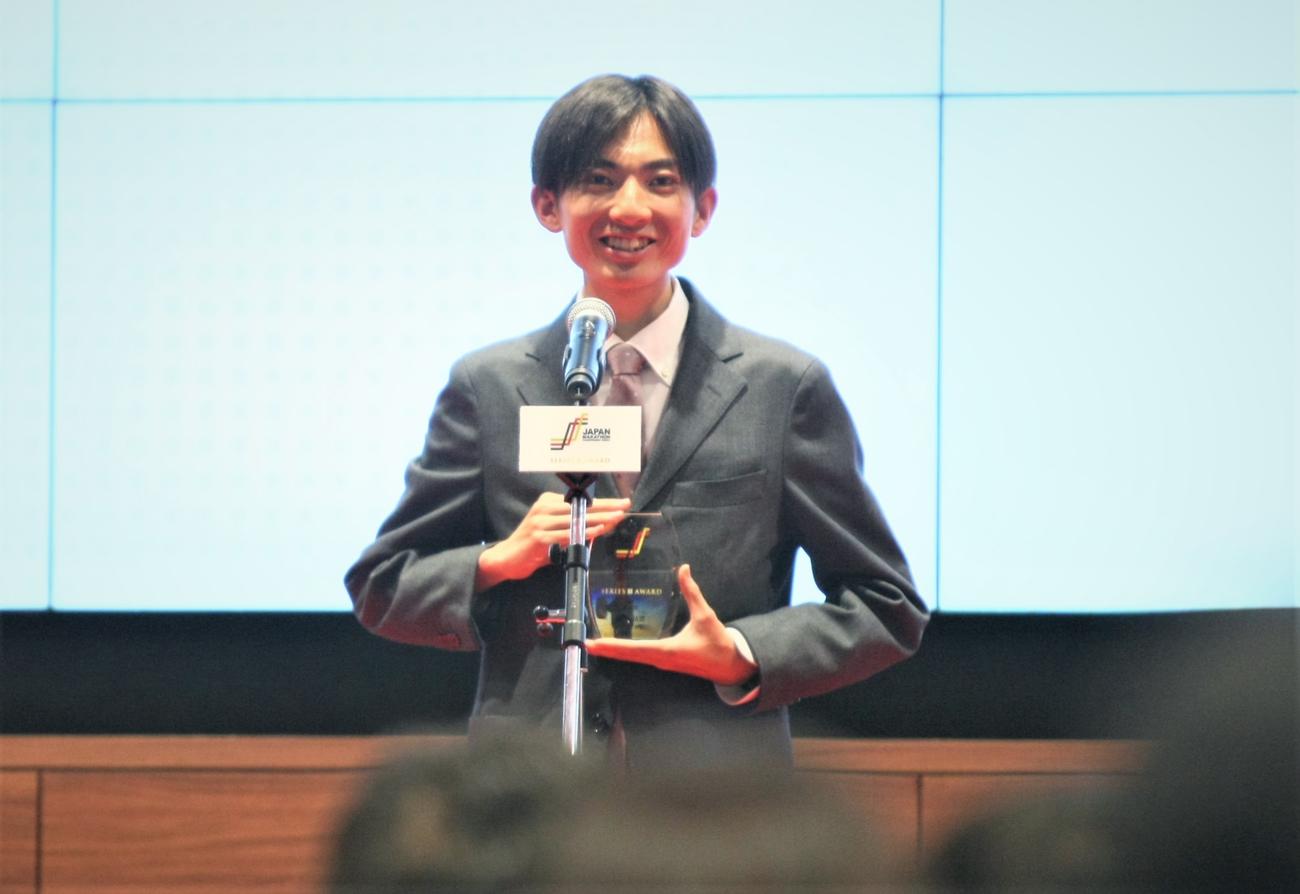 JMCシリーズアワードに出席した陸上男子の平林（撮影・藤塚大輔）