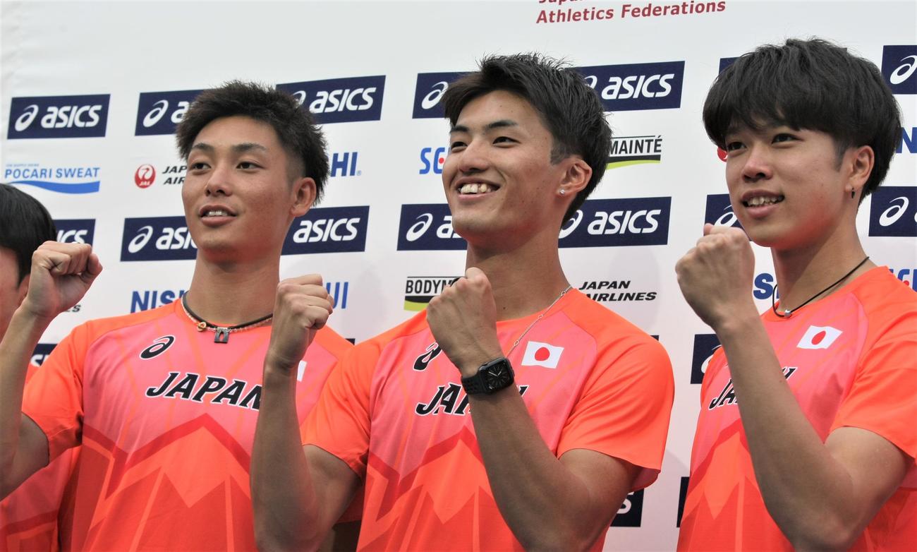 世界リレーへ向けた日本代表合宿に参加した、左から陸上男子短距離の上山、柳田、三輪（撮影・藤塚大輔）