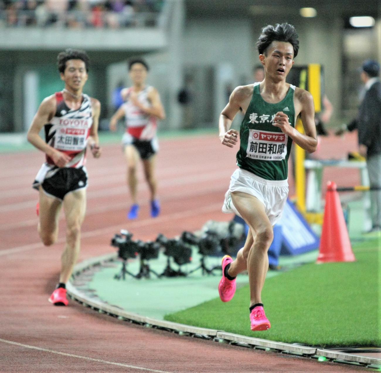 日本選手権男子1万メートル　力走する前田（撮影・藤塚大輔）