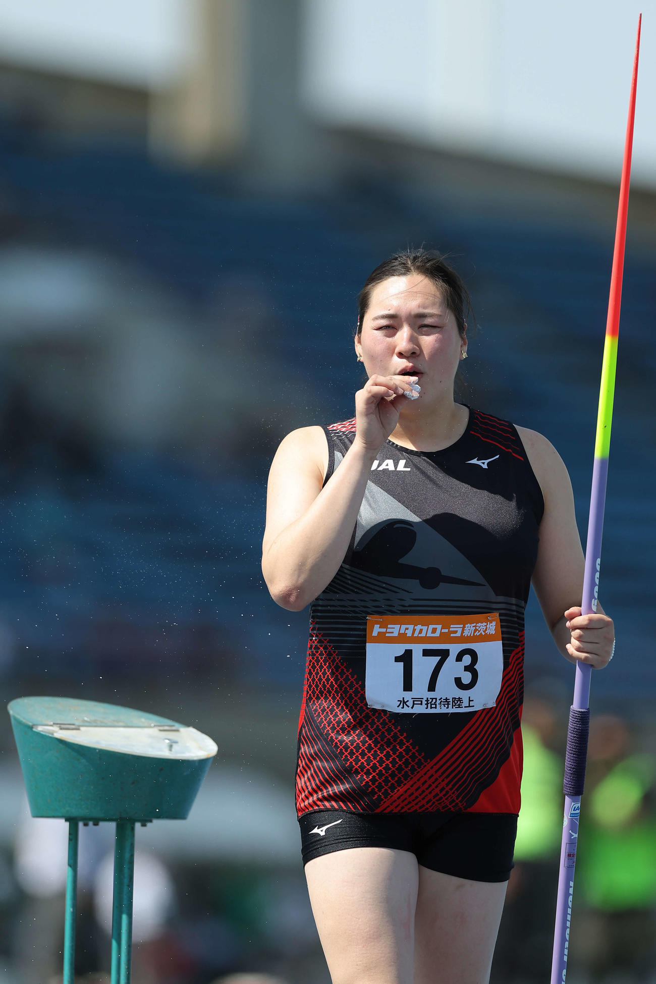 招待女子やり投げに臨む北口（撮影・河田真司）