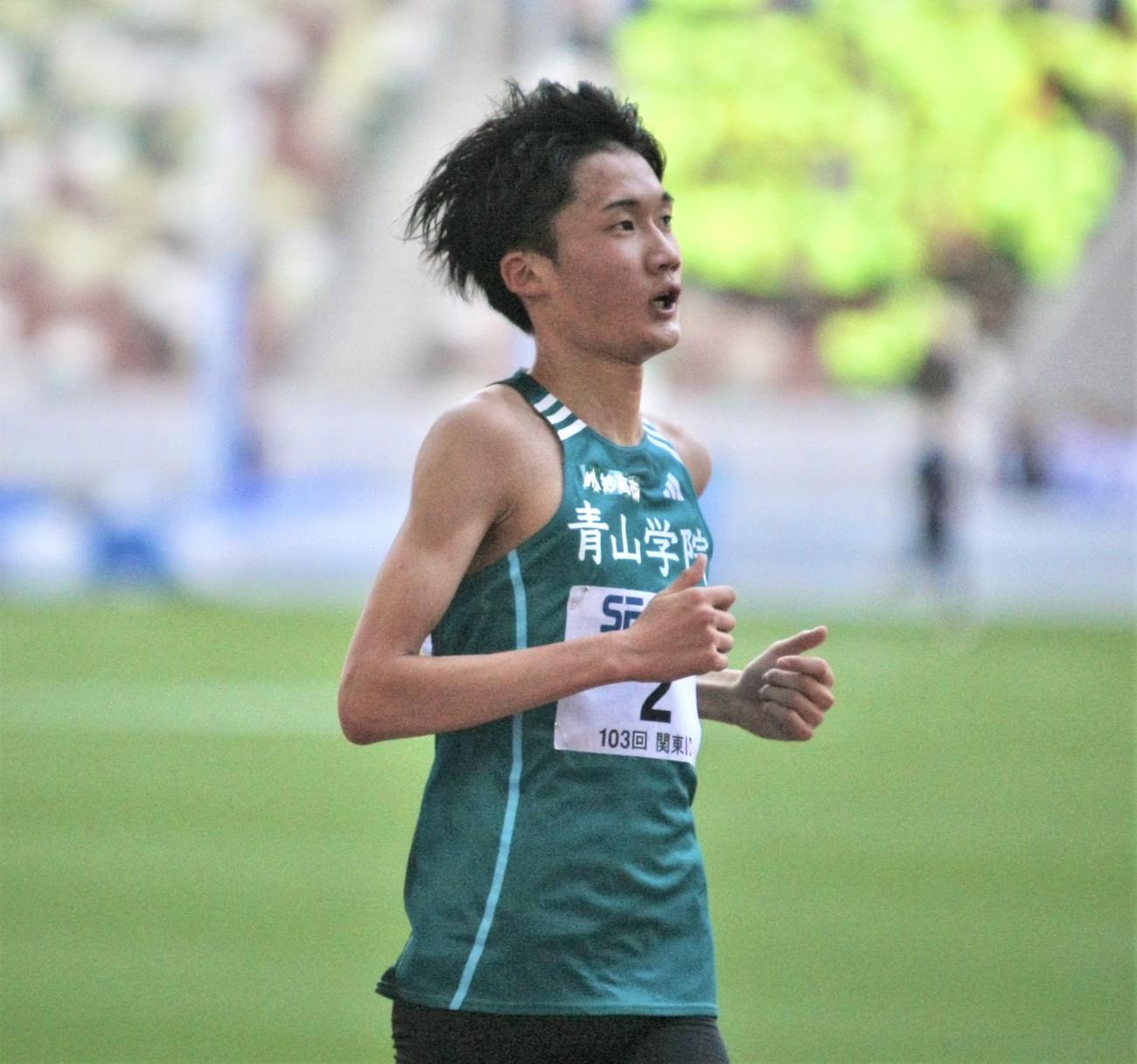 関東学生陸上競技対校選手権大会（関東インカレ）男子5000メートル予選2組　2位になった青学大・折田（撮影・藤塚大輔）