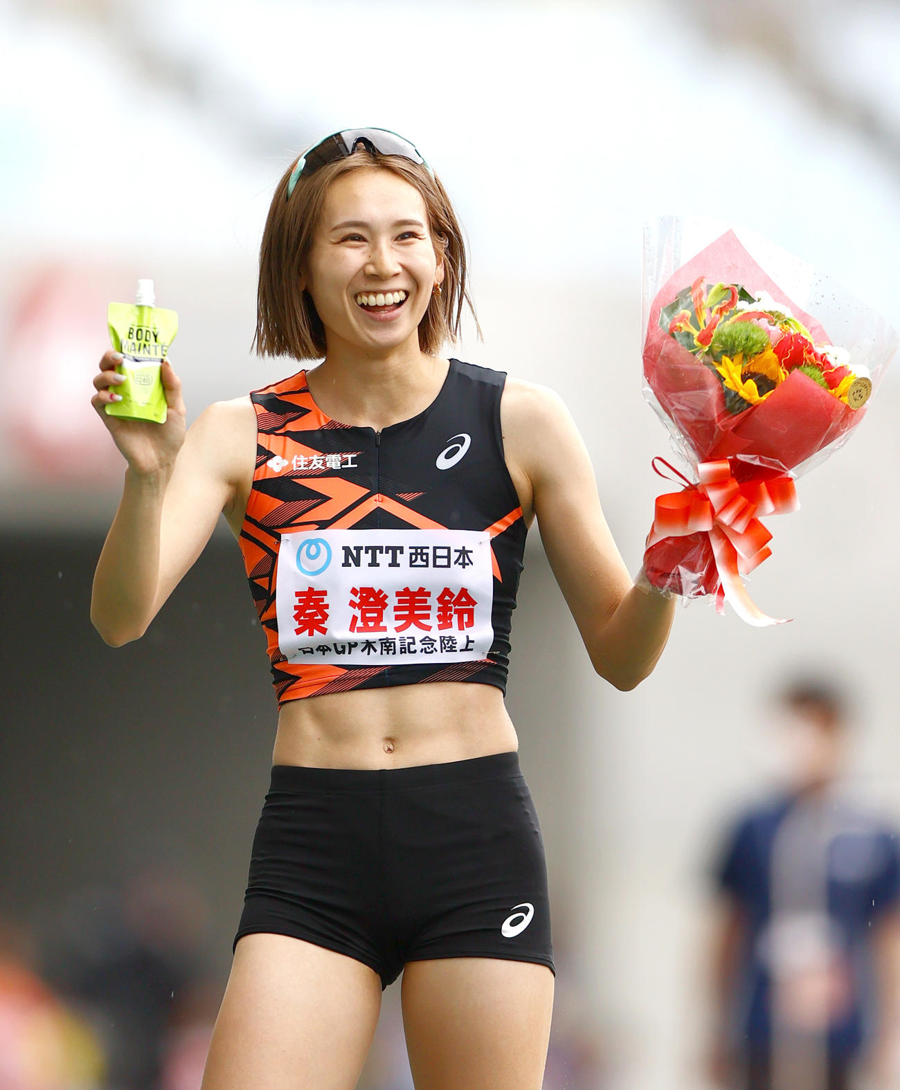 女子走り幅跳び　大会記録を更新し優勝した秦（撮影・上山淳一）
