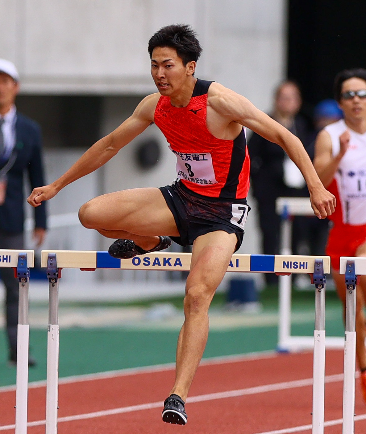 男子400メートルハードルで優勝した筒江（撮影・上山淳一）