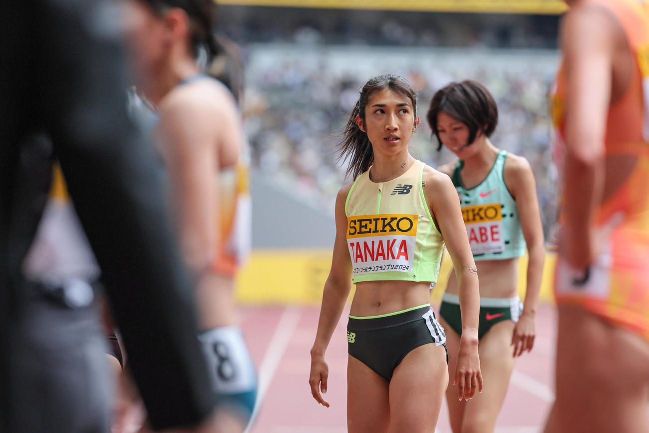 女子1500メートル、レースを終えた田中（代表撮影）