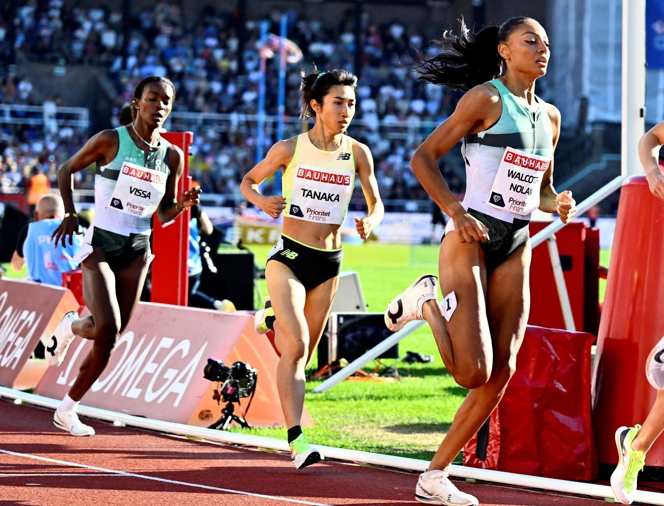 ダイヤモンドリーグ　女子1500メートルを力走する田中希実（ロイター）