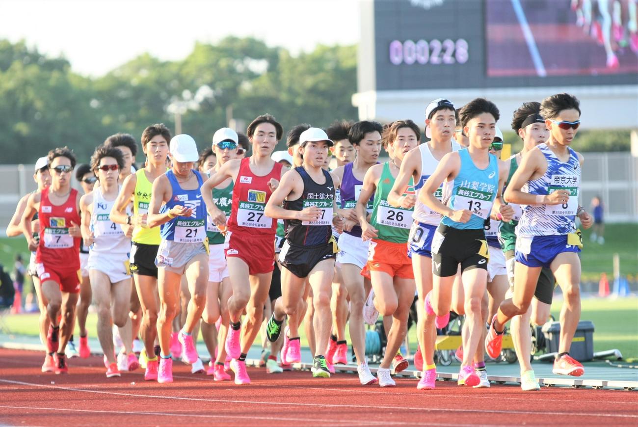 全日本大学駅伝関東学連推薦校選考会で力走する選手たち（写真は前回大会）