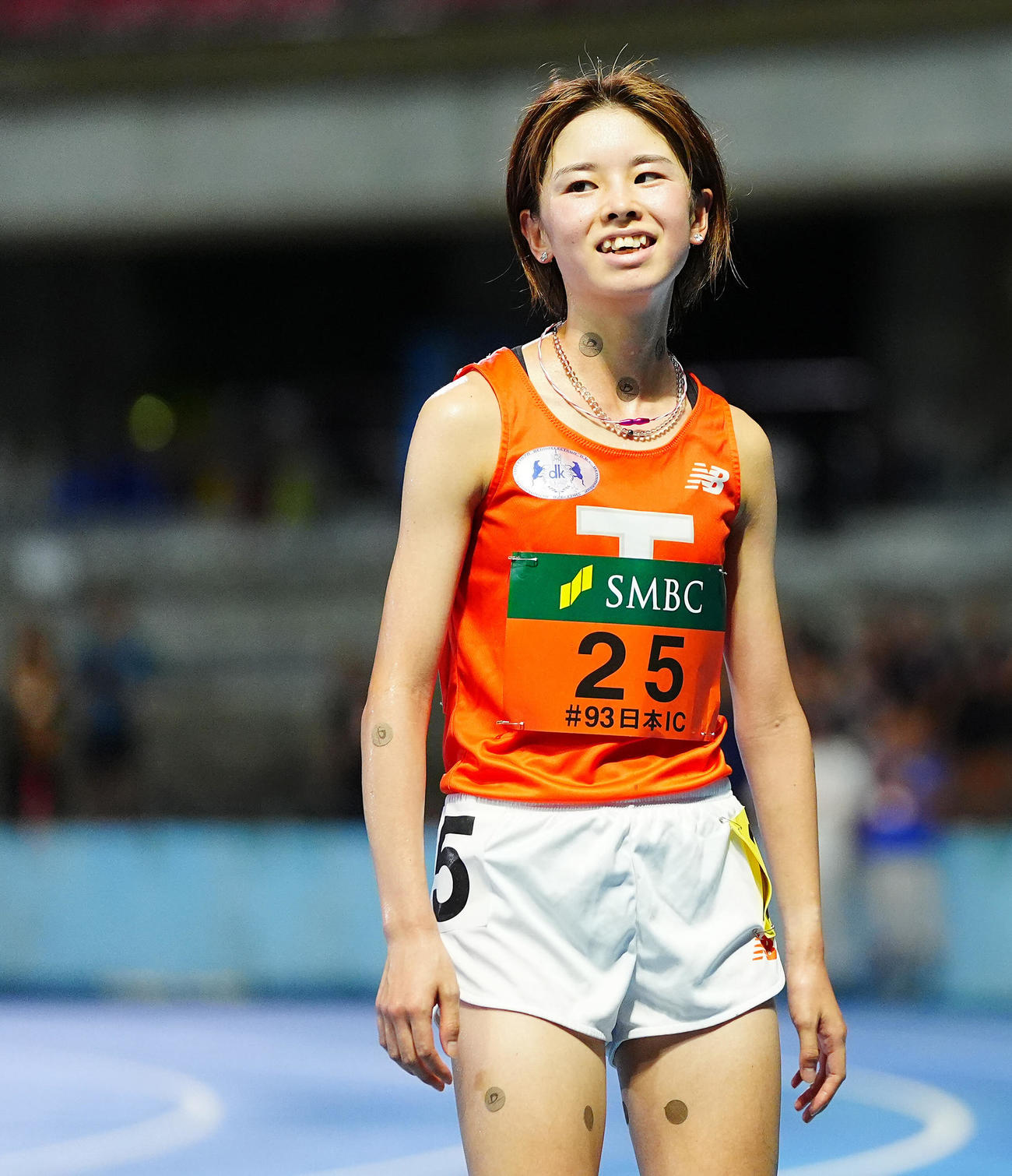 女子1万メートル決勝、レースを終え笑顔を見せる不破（撮影・垰建太）