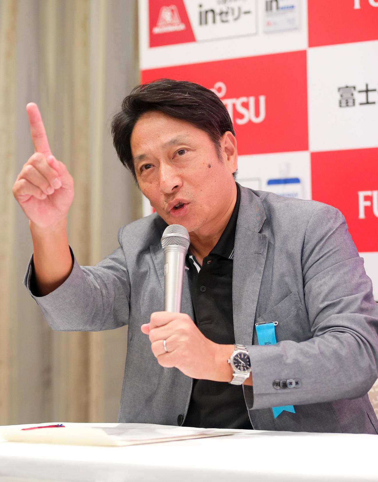 青学大の原晋督はチームのスローガンを発表する（撮影・上山淳一）