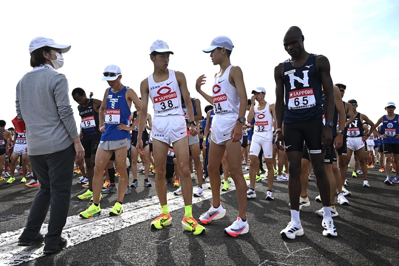 第101回東京箱根間往復大学駅伝競走予選会に臨む中大の選手たち（撮影・滝沢徹郎）