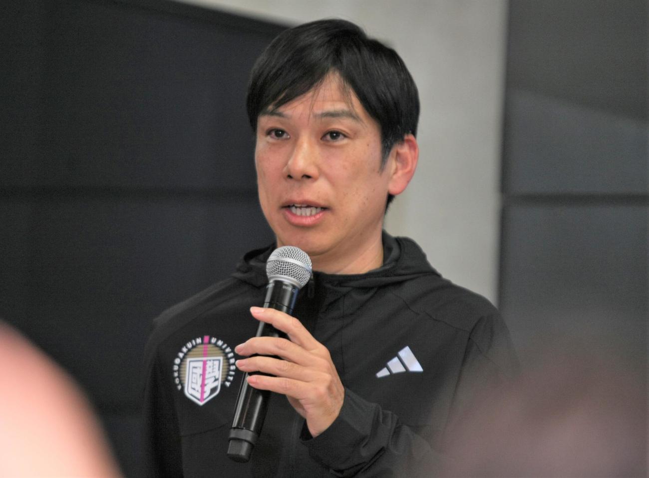 アディダス・ジャパンのイベントに出席した国学院大・前田康弘監督〈撮影・藤塚大輔〉