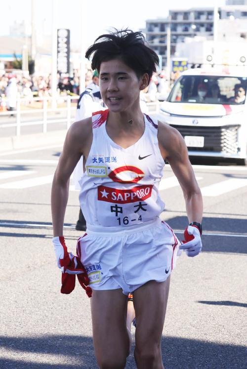 第101回箱根駅伝　往路　中大4区の白川陽大（代表撮影）
