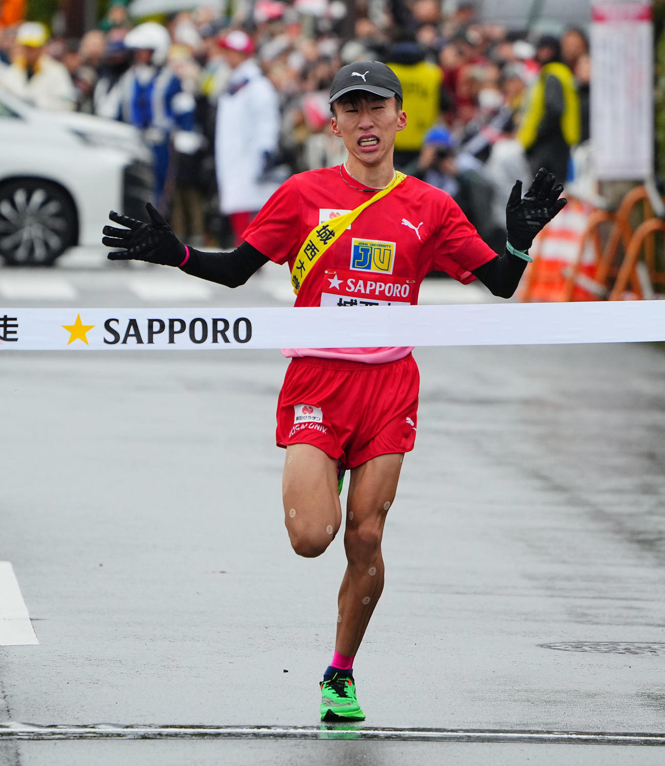 第100回箱根駅伝　往路　3位でゴールする城西大5区の山本唯翔（2024年1月2日撮影）