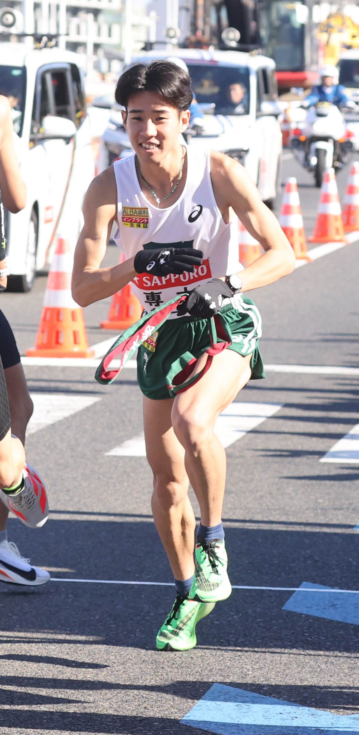 第101回箱根駅伝　往路　専大4区の手塚太一（代表撮影）