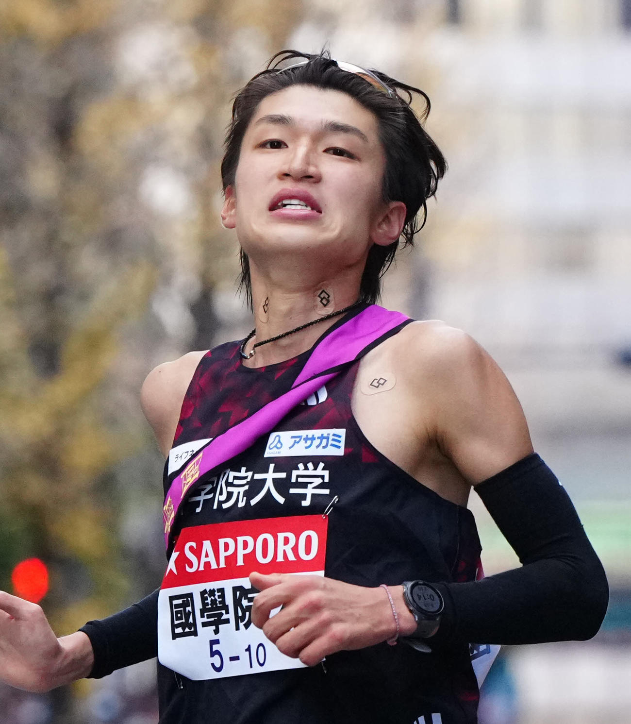 3位でゴールする国学院大10区吉田（撮影・江口和貴）