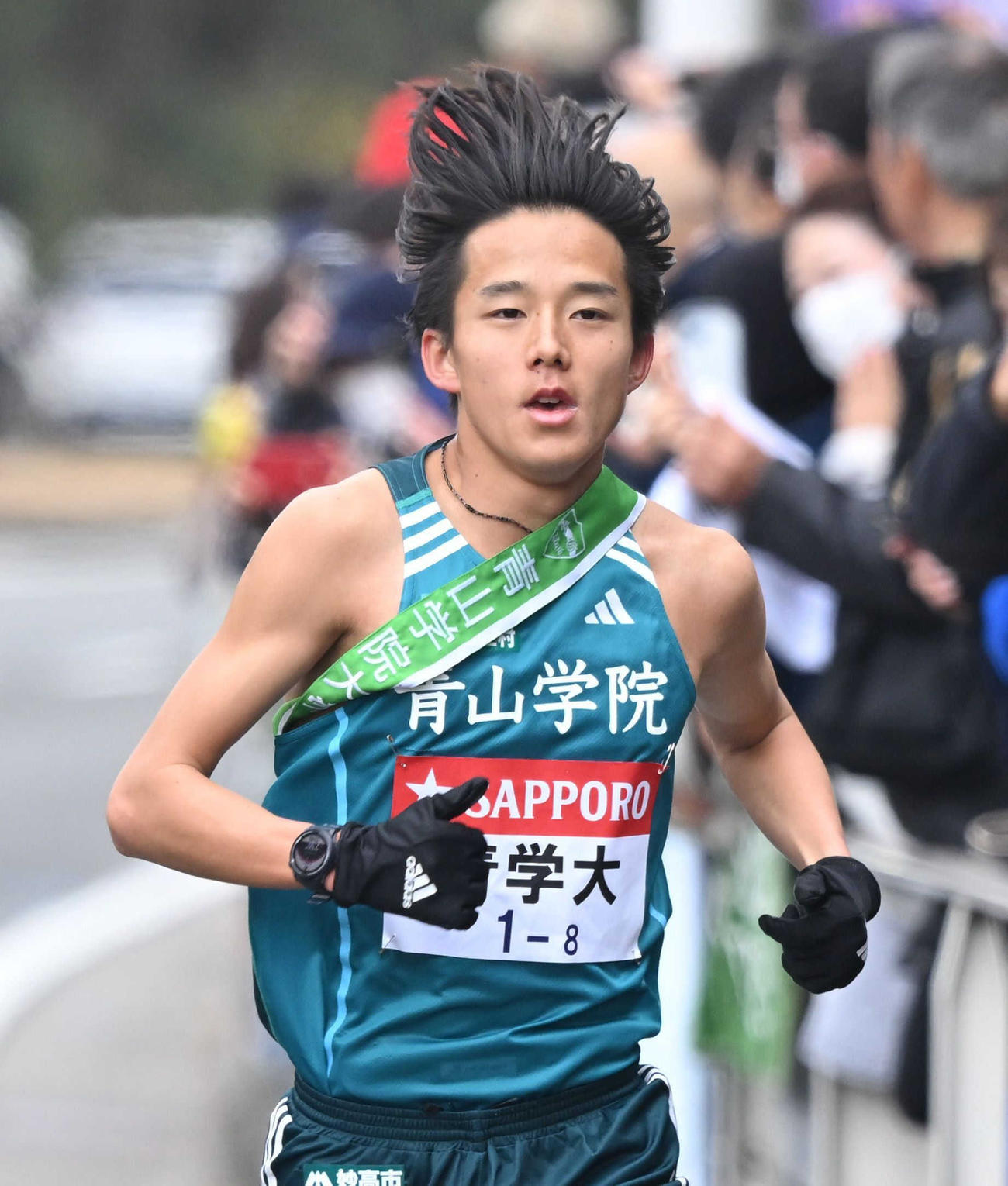 第101回箱根駅伝　復路　力走する青学大8区塩出翔太（代表撮影）