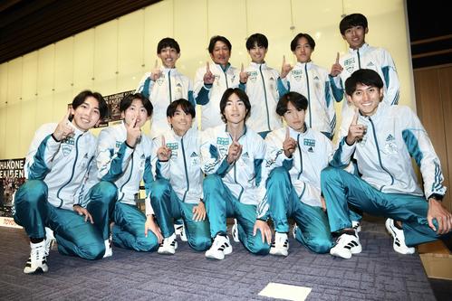 箱根駅伝】2連覇の青学大支えたアディダス 「エキデン」はドイツ本社