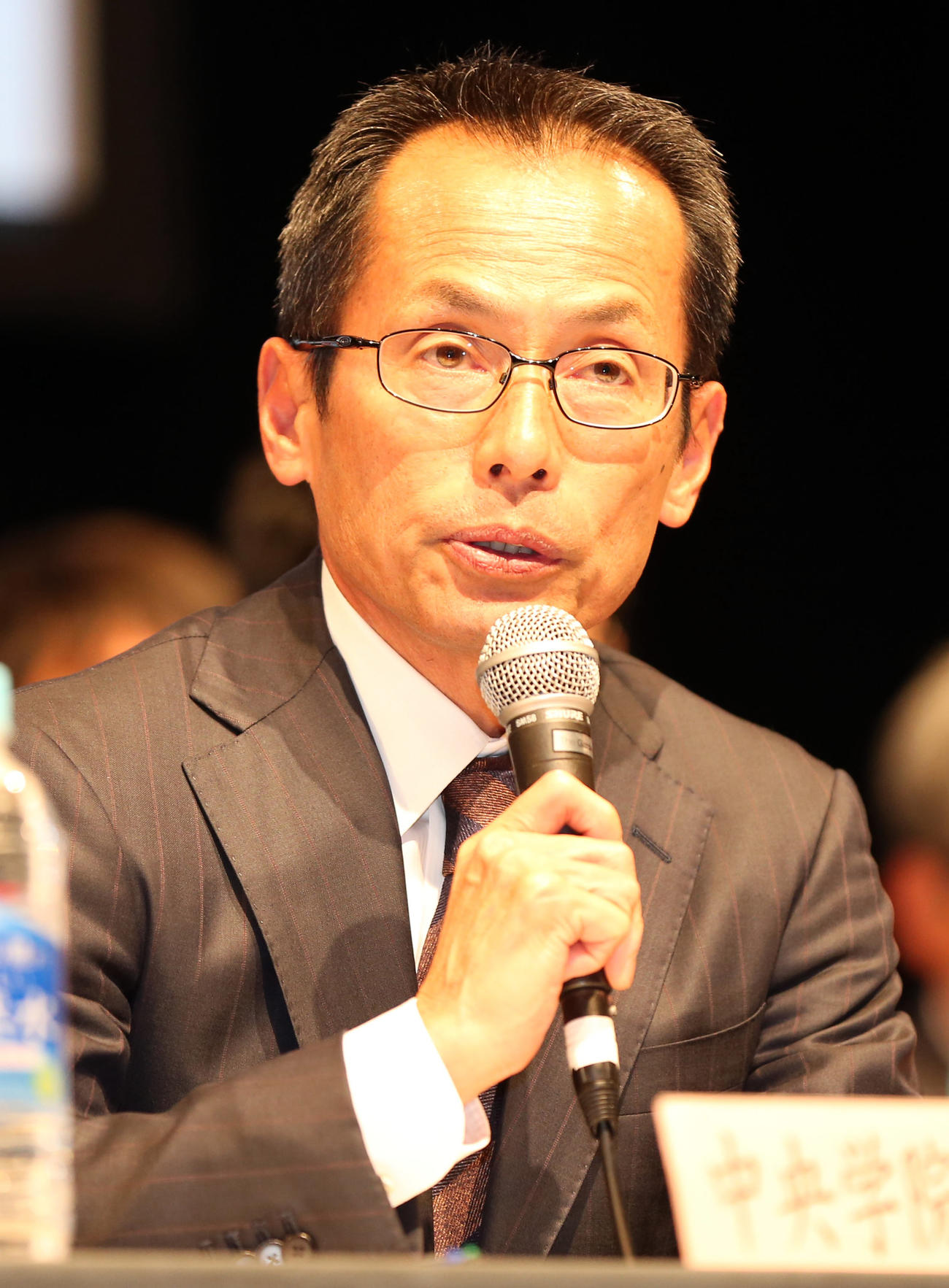 中央学院大の川崎勇二監督（2015年撮影）