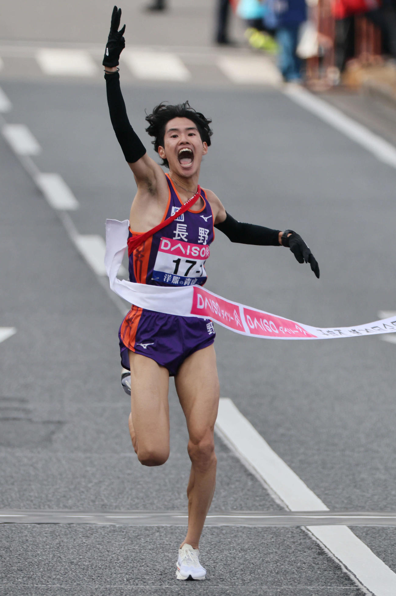 全国都道府県男子駅伝　優勝した長野7区の伊藤大志（撮影・加藤孝規）