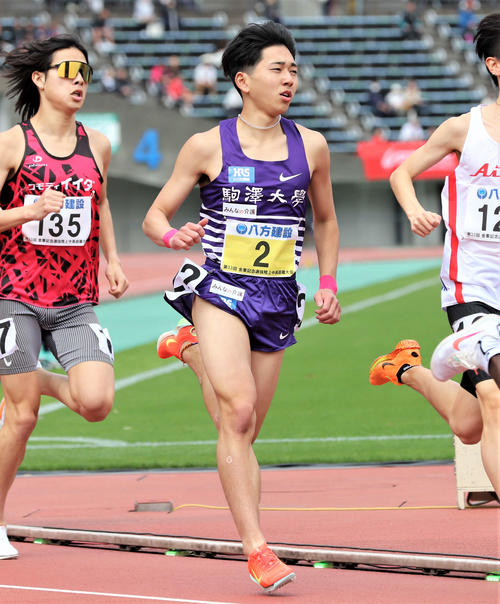金栗記念選抜陸上中長距離大会　男子1500メートルで力走する落合晃（撮影・藤塚大輔）