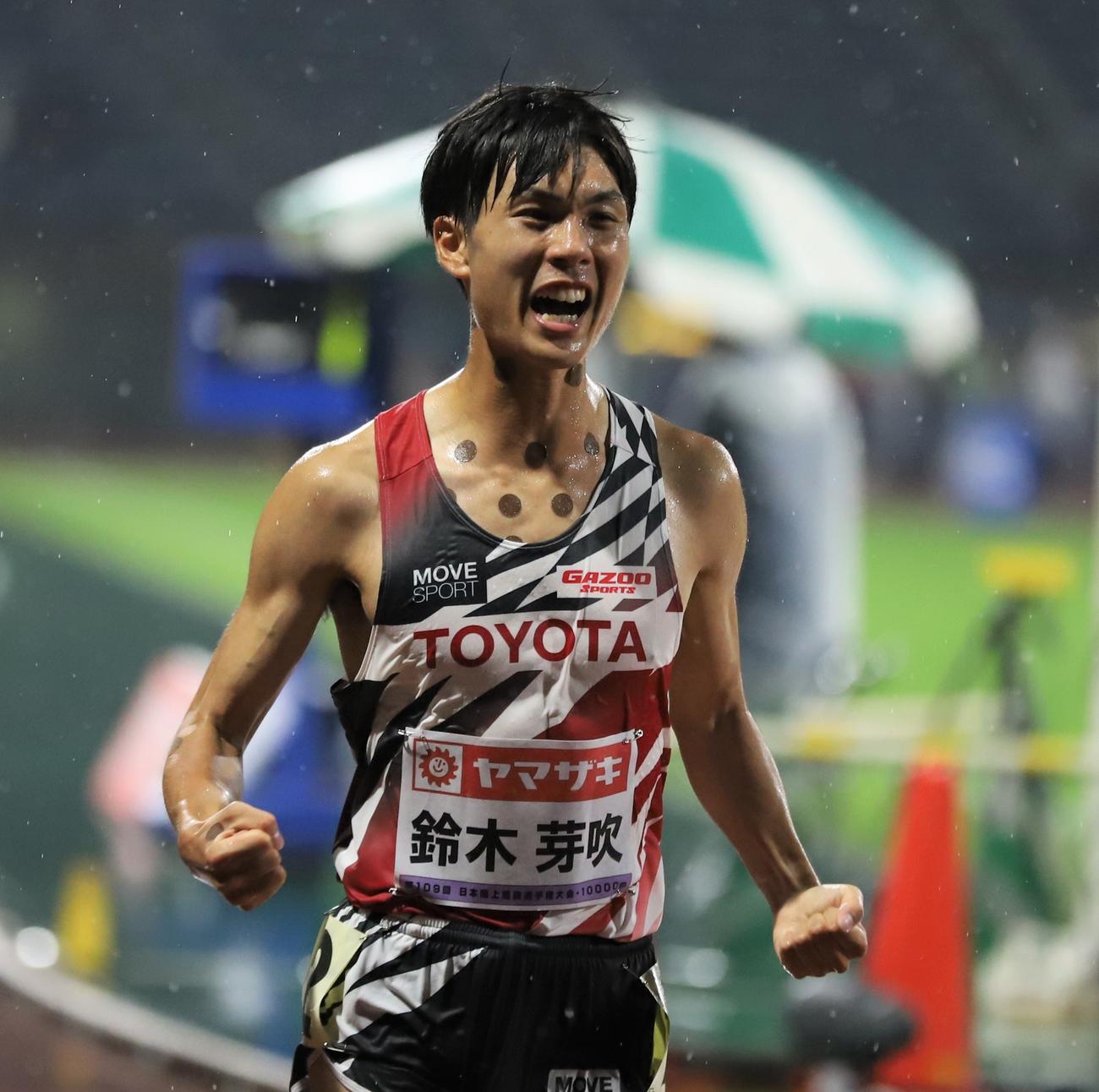 日本選手権男子1万メートル　優勝した鈴木芽吹（撮影・藤塚大輔）