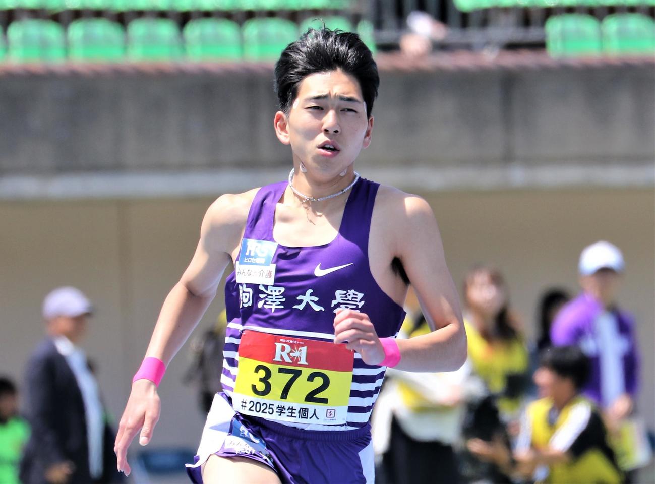 日本学生個人選手権　男子800メートルで力走する落合（撮影・藤塚大輔）