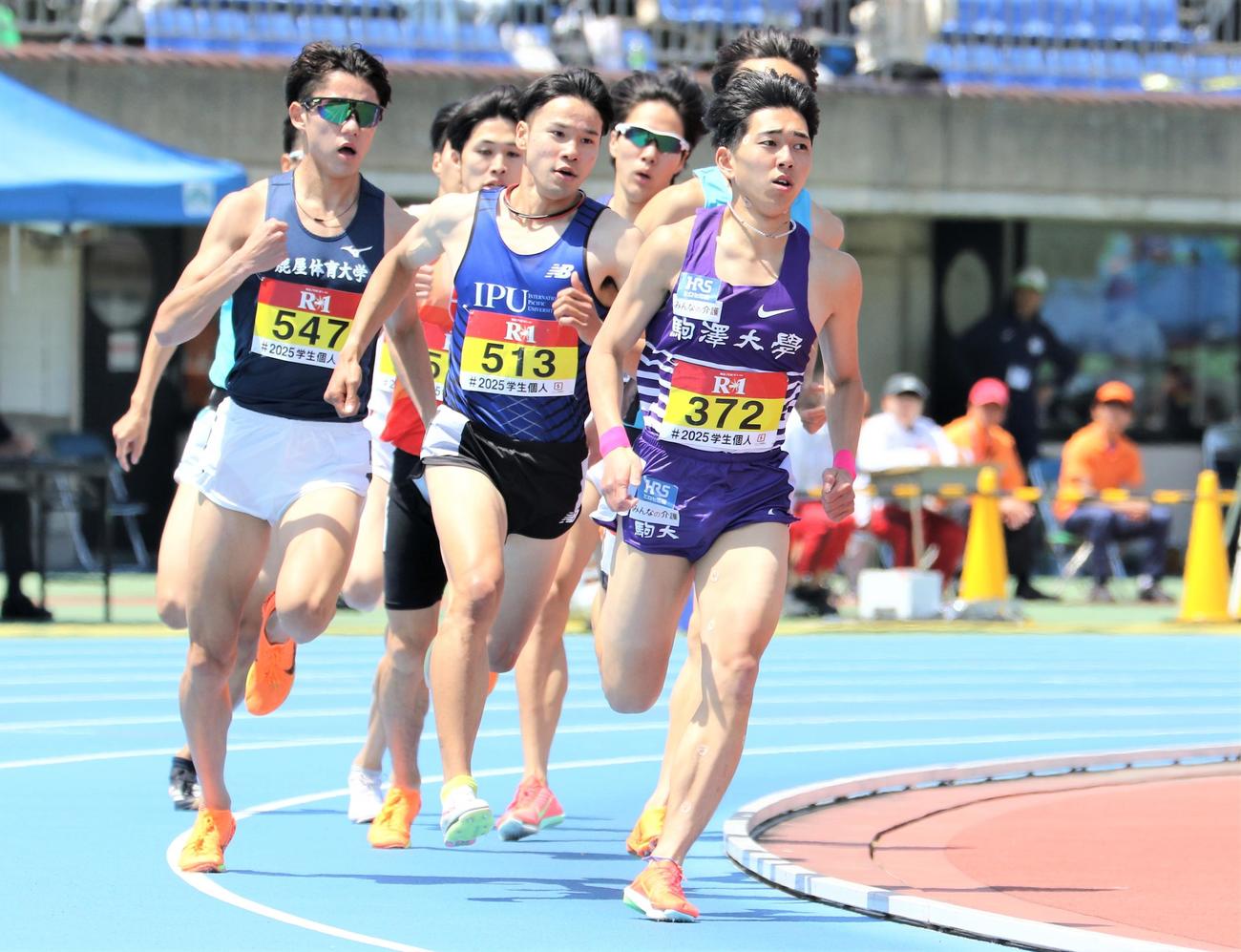 日本学生個人選手権　男子800メートルで力走する落合（ゼッケン372）（撮影・藤塚大輔）