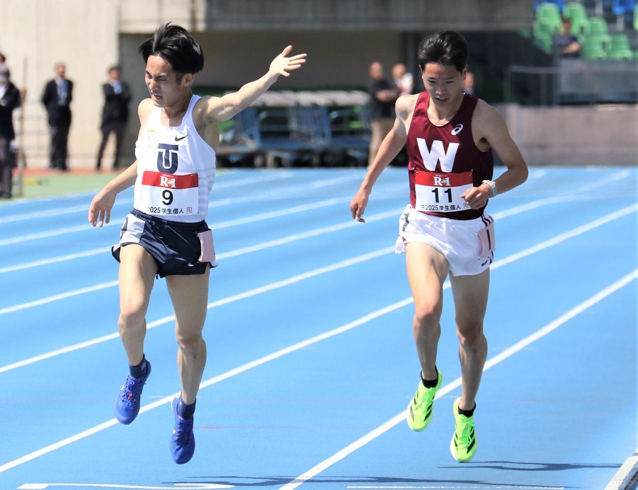 日本学生個人選手権　男子5000メートル決勝で1位となった松井（左）と2位の鈴木（撮影・藤塚大輔）